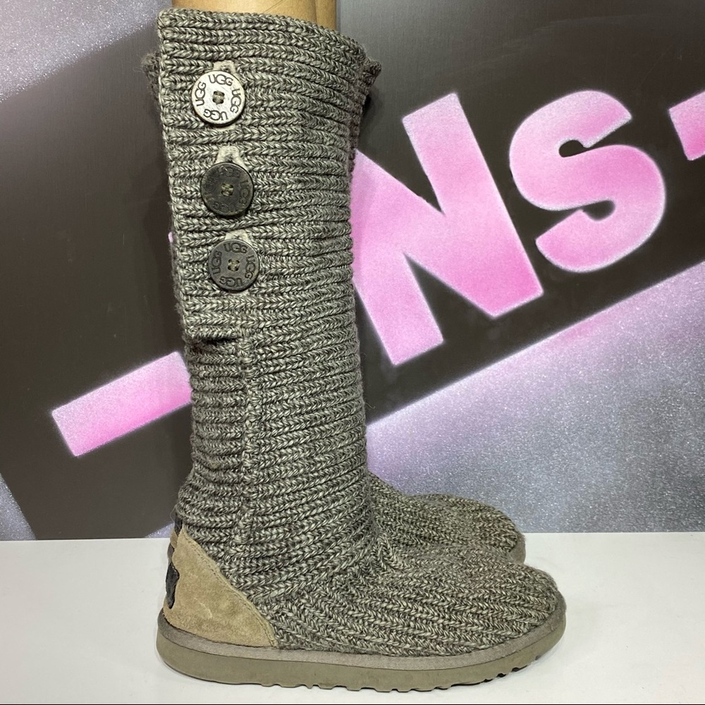 Ugg Classic Cardy 2 Tall Button Boots